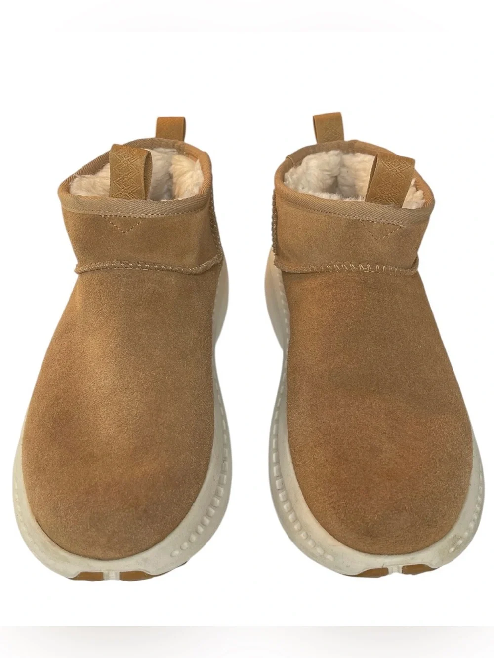 UGG CA805 V2 Ultra Mini Boots Men’s Size 10 Chestnut Suede 1130797